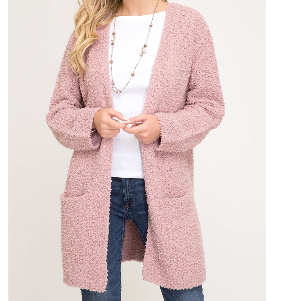 Cozy soft Rose popcorn long cardigan. - Picture 4 of 8